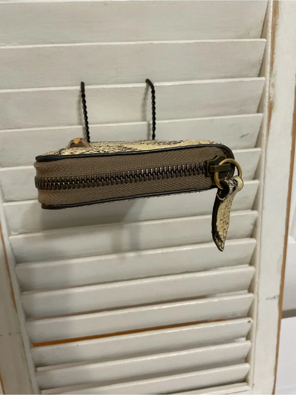 Gucci Cream Wallet Bamboo 1947 Python Zip Around - Picture 4 of 12